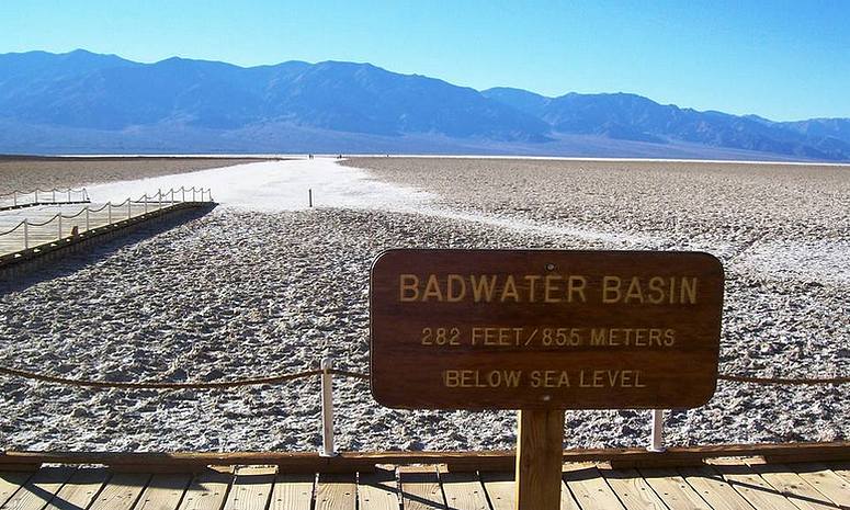 Badwater Salt Flats Death Valley Park